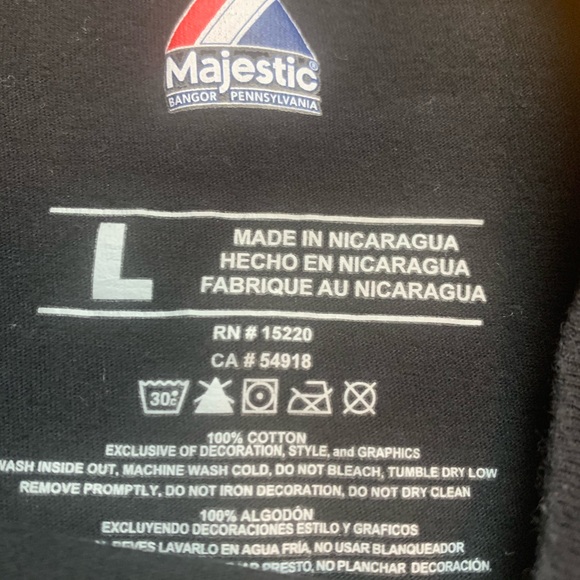 MOVING SALE - 3 for 15 Boston Red Sox Shirt - BUNDLES/OFFERS ACCEPTED - Picture 5 of 5